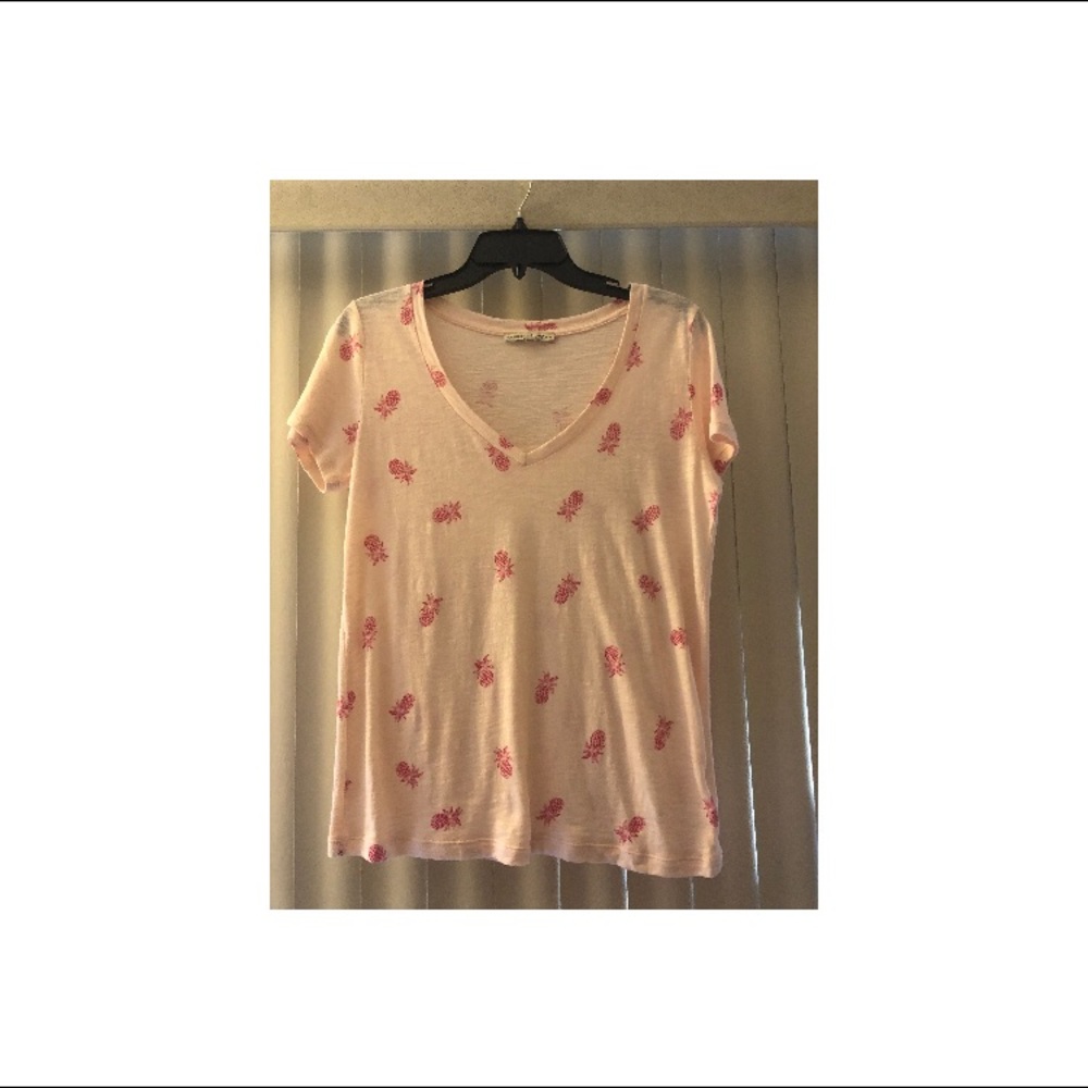 Express V-neck w/ pineapples